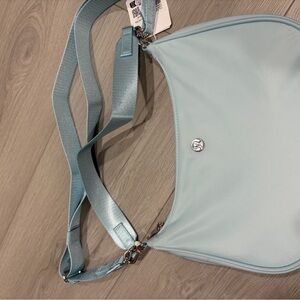 Lululemon bag